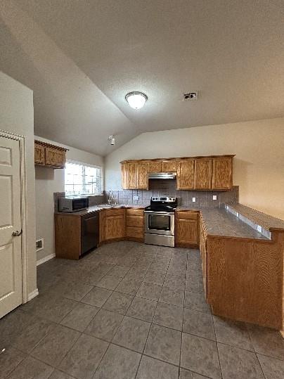 2237 Scissortail Landing Drive Property Photo 9