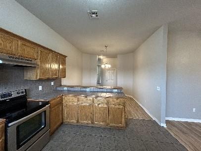 2237 Scissortail Landing Drive Property Photo 10