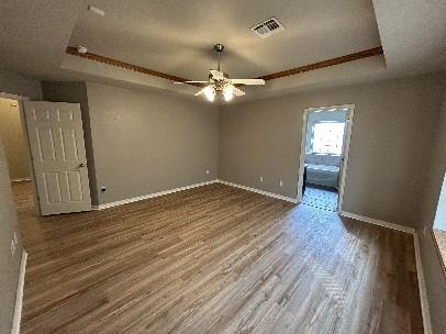 2237 Scissortail Landing Drive Property Photo 14