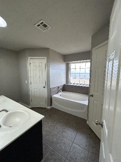 2237 Scissortail Landing Drive Property Photo 16