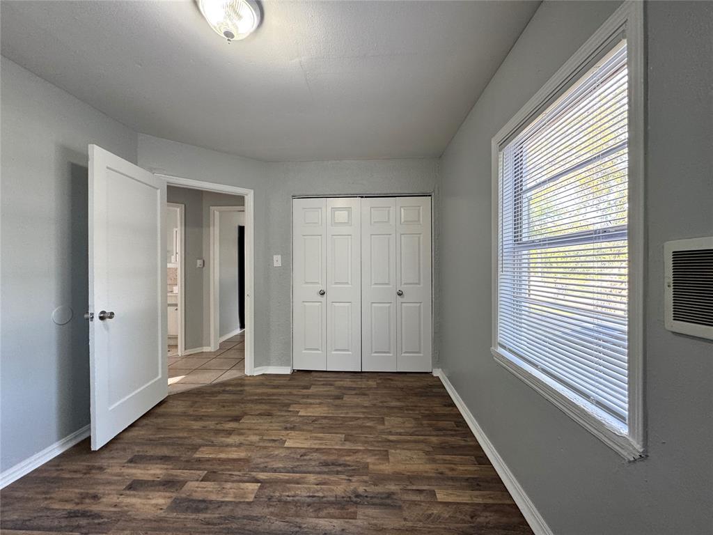 1925 N Cherry Avenue Property Photo 7