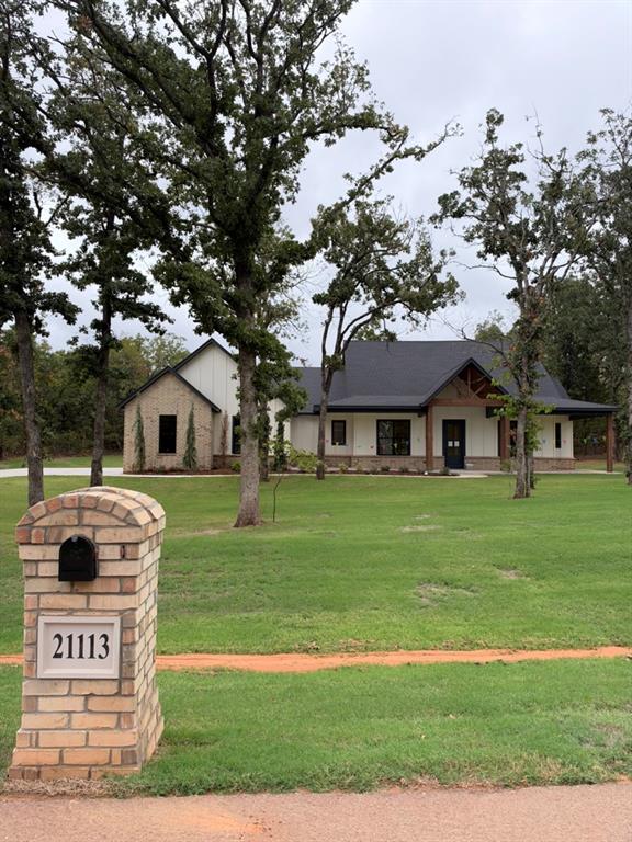 21113 Reserve Circle Property Photo 1