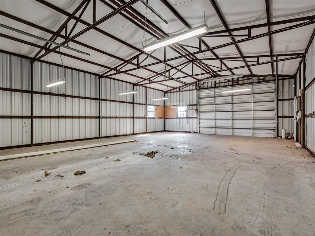 11105 Burning Oaks Drive Property Photo 4