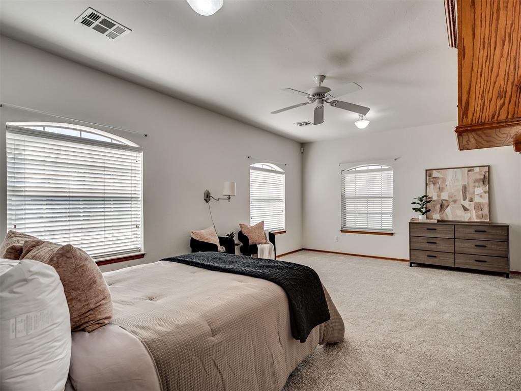 11105 Burning Oaks Drive Property Photo 19