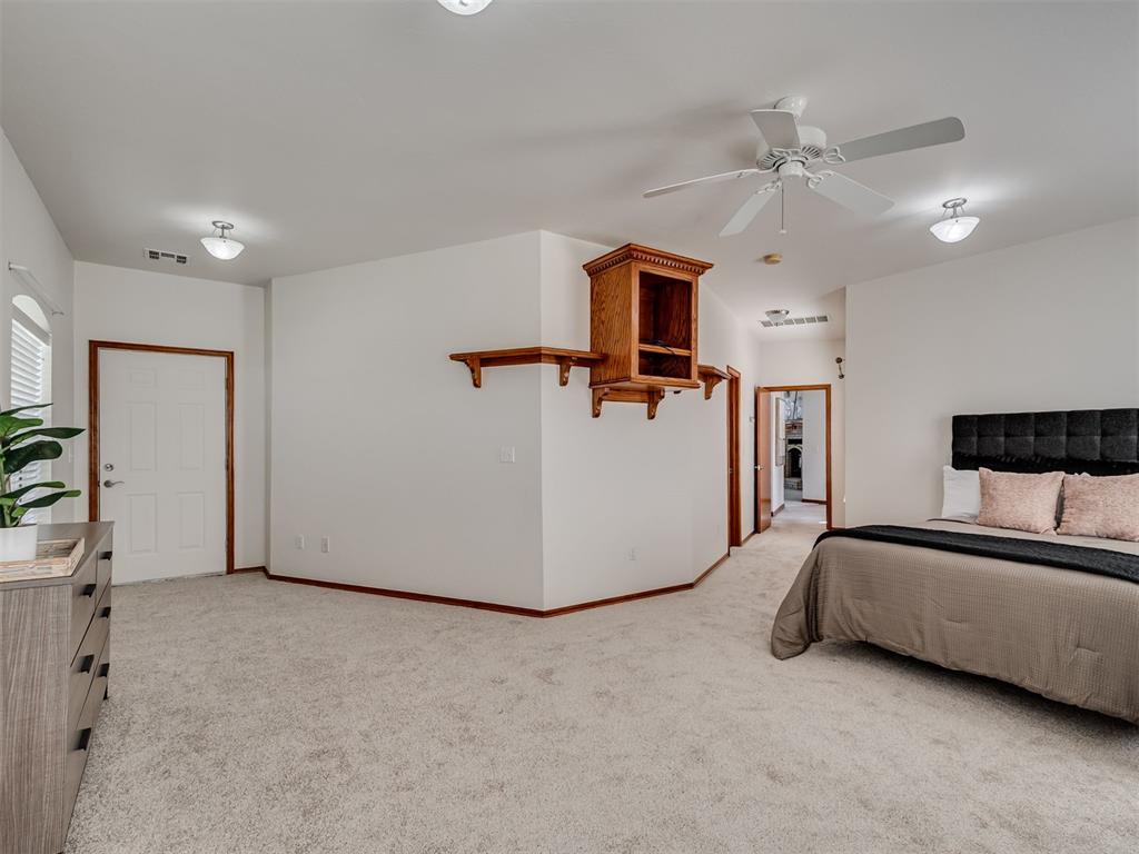 11105 Burning Oaks Drive Property Photo 20