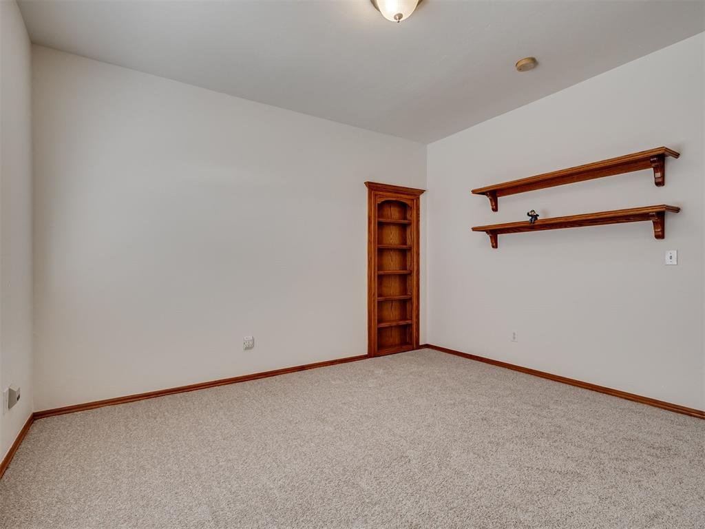 11105 Burning Oaks Drive Property Photo 29