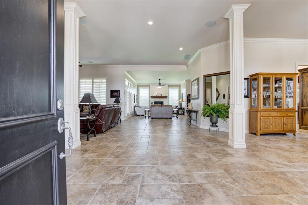 301 Carmel Valley Way Property Photo 5