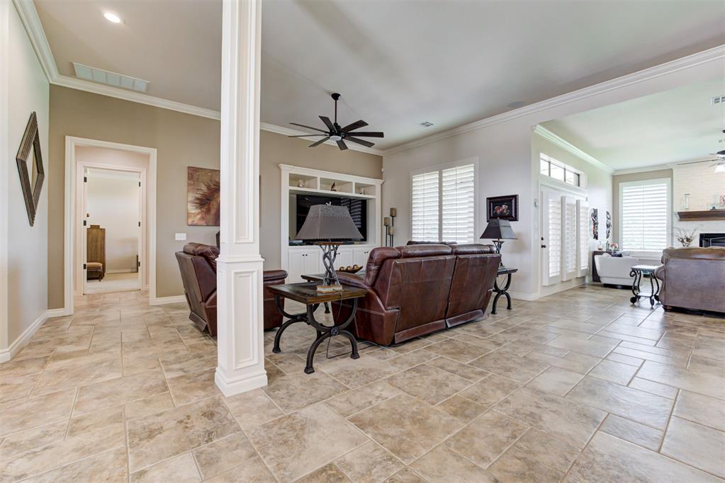 301 Carmel Valley Way Property Photo 6