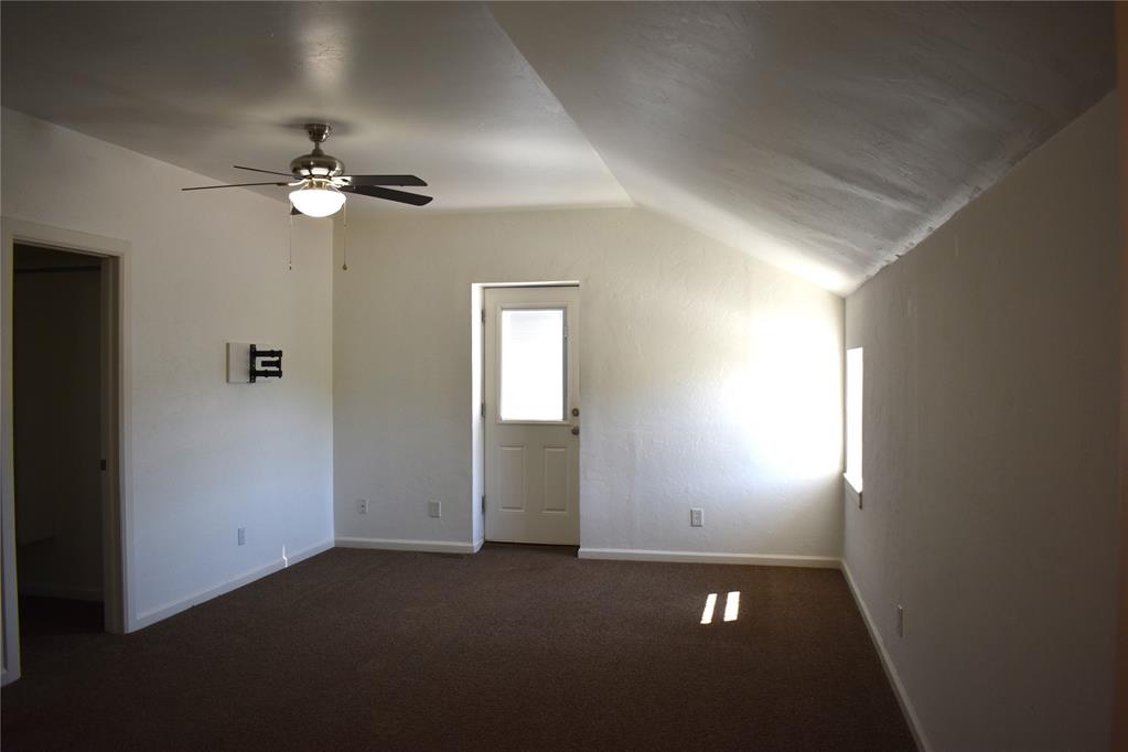 1020 S Morgan Property Photo 8