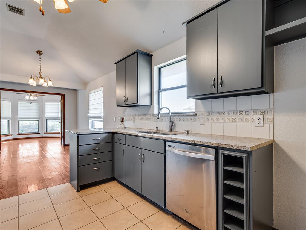 1720 Oriole Court Property Photo 11