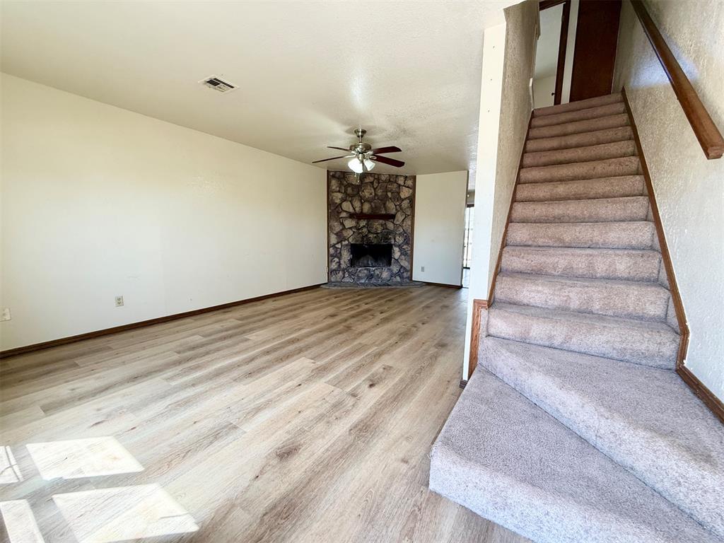 1901 E Lindsey Street 30 Property Photo 2