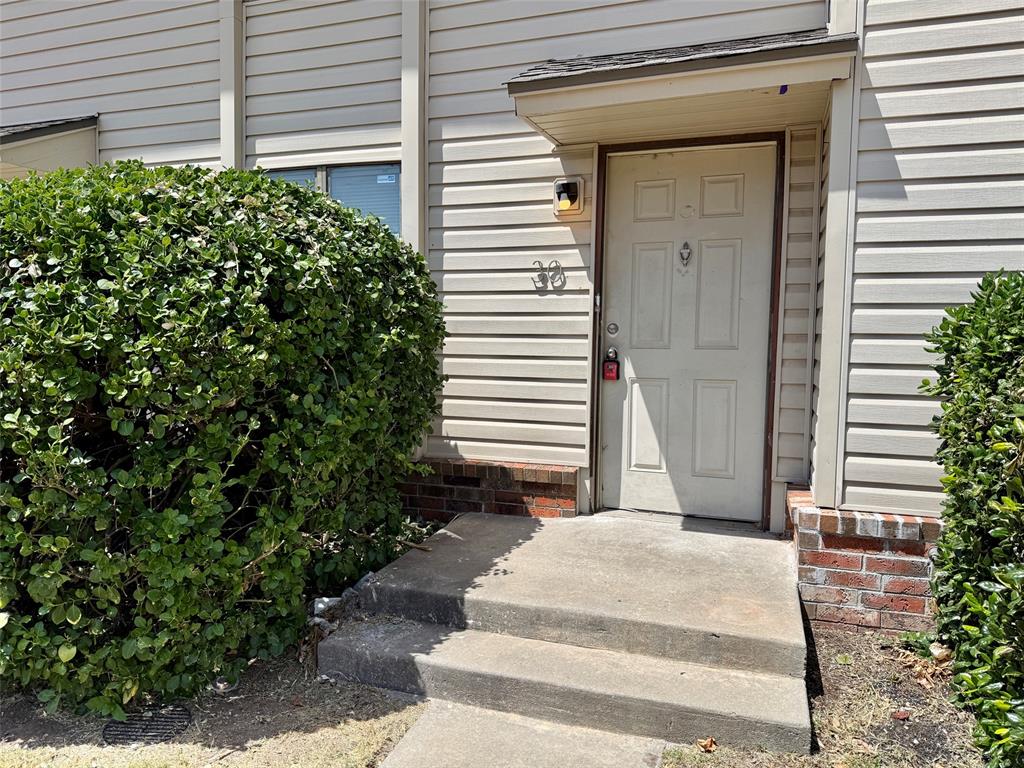 1901 E Lindsey Street 30 Property Photo 12