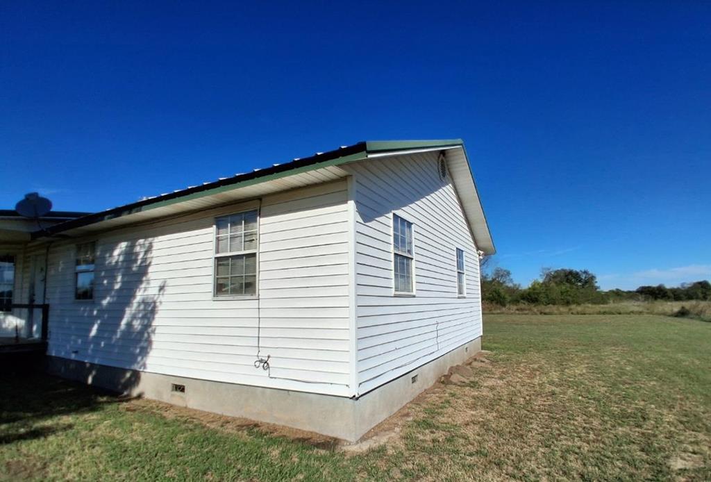 108162 N 3750 Road Property Photo 3