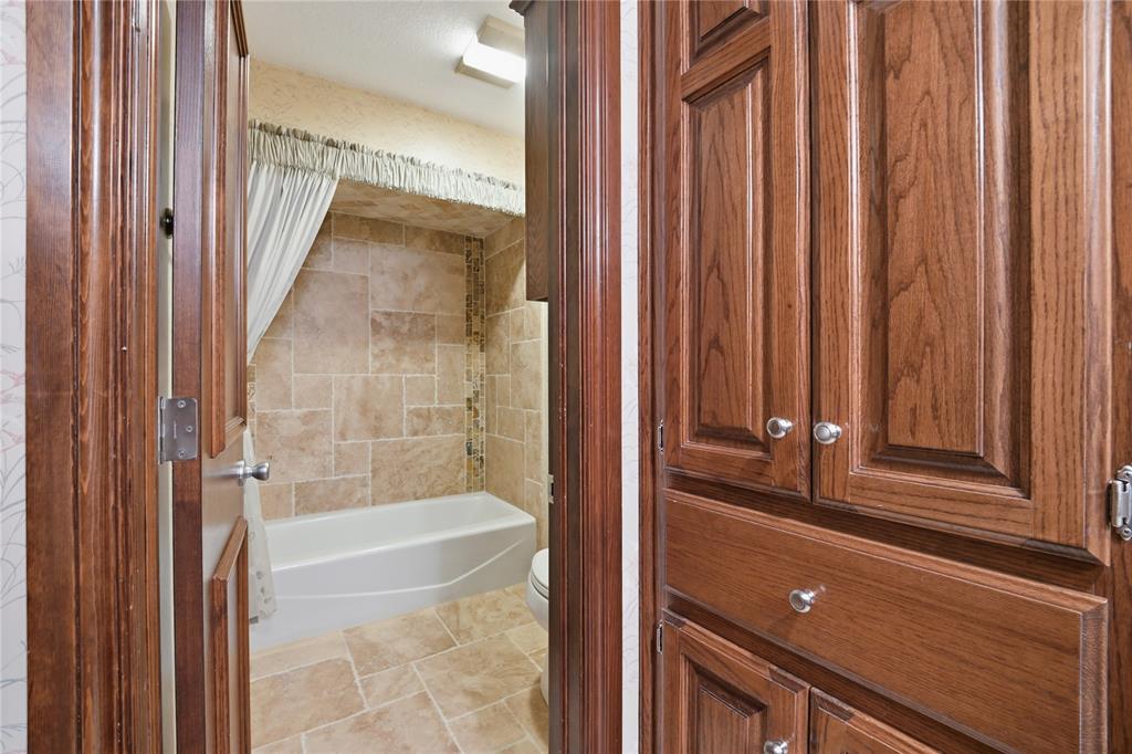 11816 Chelsea Chase Property Photo 8