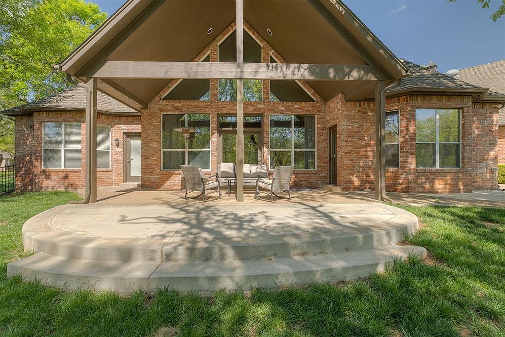 3812 Creek Bank Drive Property Photo 7