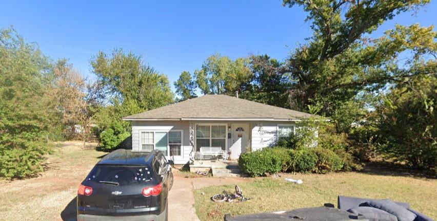 10 W Chicago Street Property Photo 1