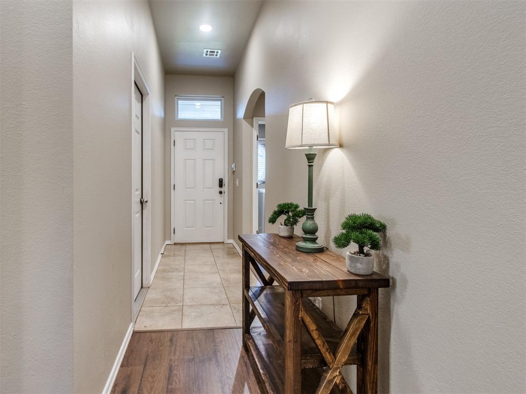 10820 Turtlewood Drive Property Photo 3