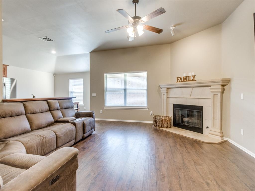 10820 Turtlewood Drive Property Photo 4