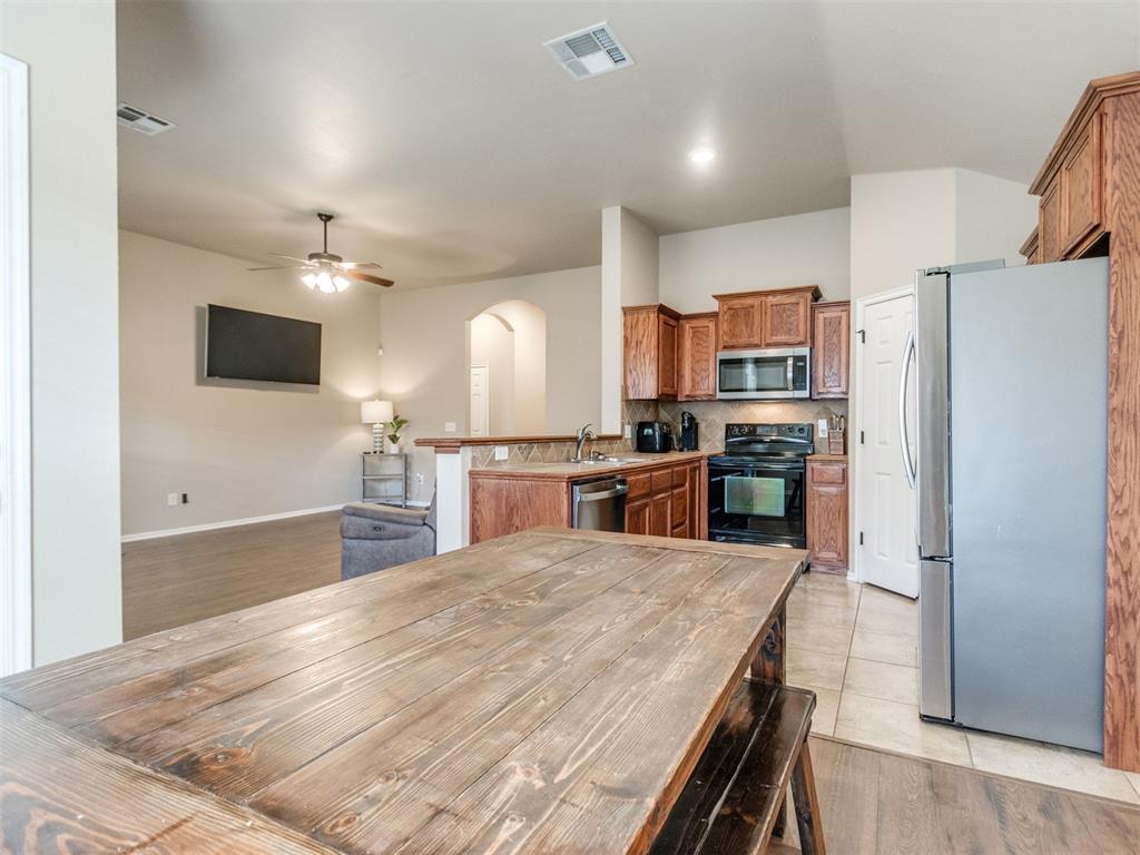 10820 Turtlewood Drive Property Photo 9