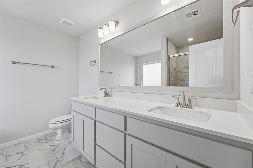 1687 Bloomington Court Property Photo 19
