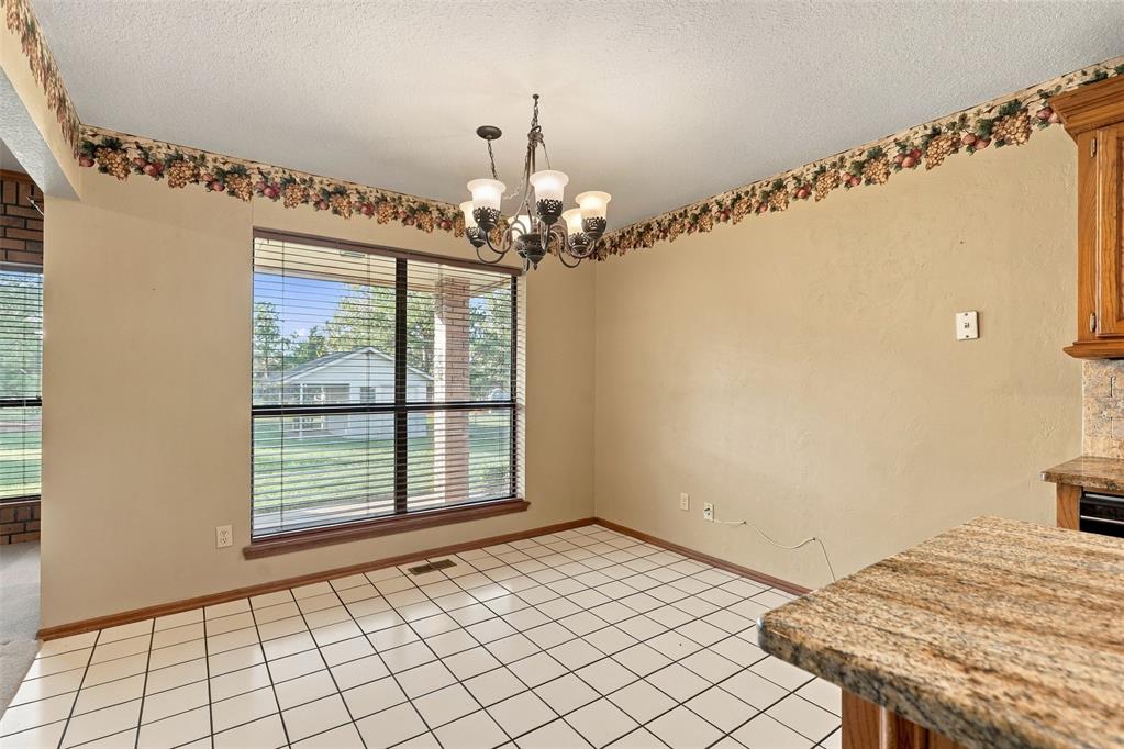 1600 E Persimmon Lane Property Photo 12