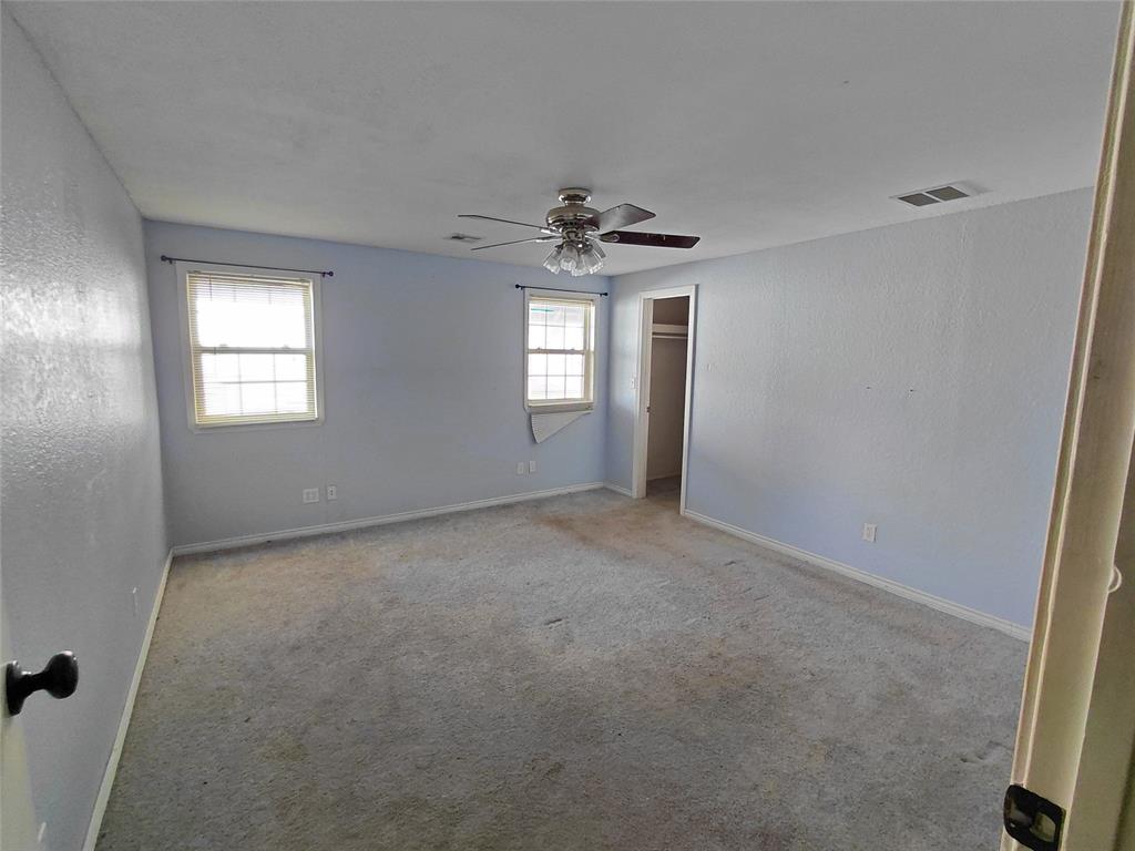 320 Mckinley Avenue Property Photo 8