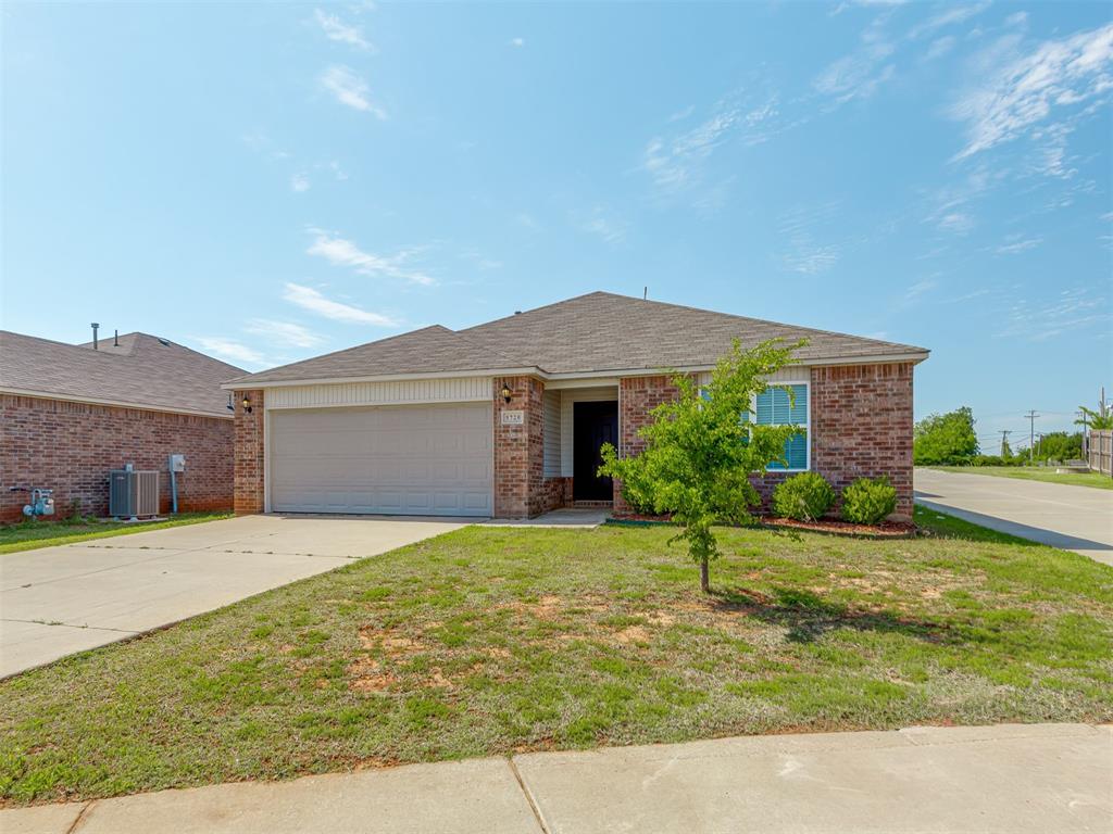 1720 Castle Street Property Photo 1