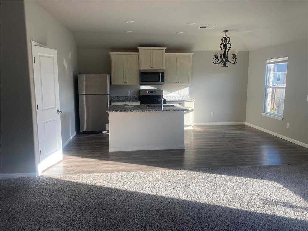 1601 Vermilion Lane Property Photo 2