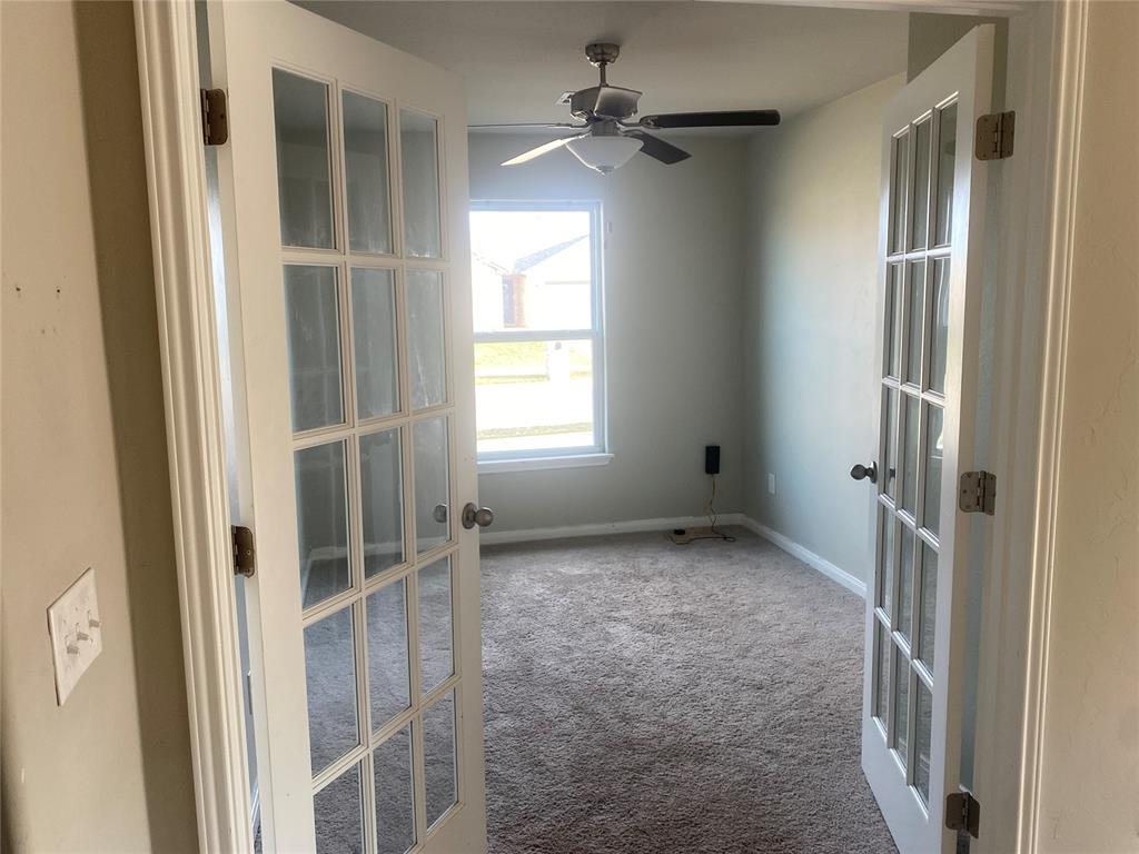 1601 Vermilion Lane Property Photo 3