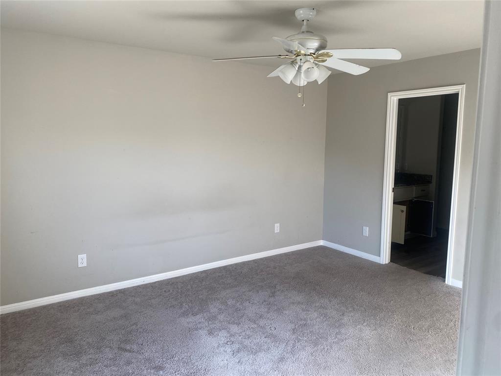1601 Vermilion Lane Property Photo 5