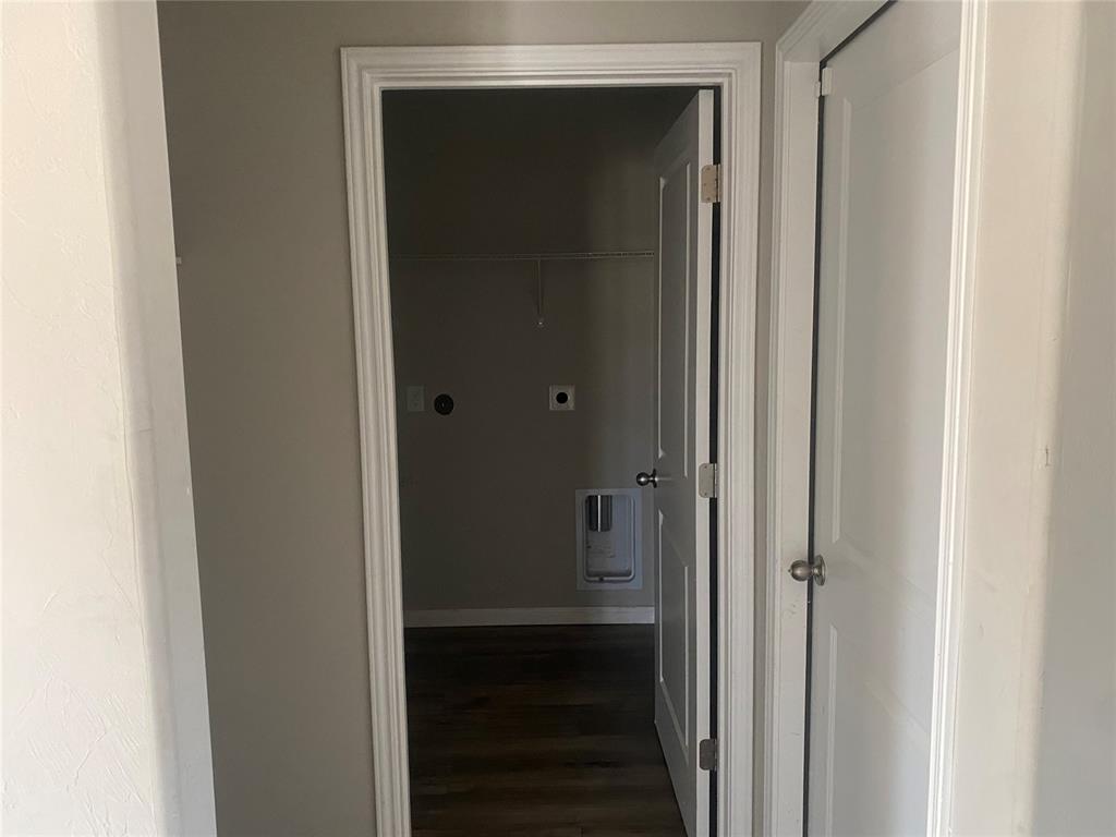 1601 Vermilion Lane Property Photo 8