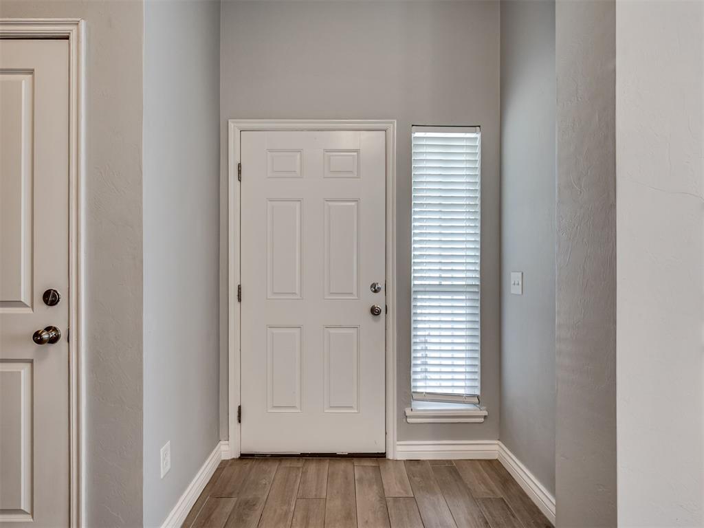 405 Vista Drive Property Photo 3