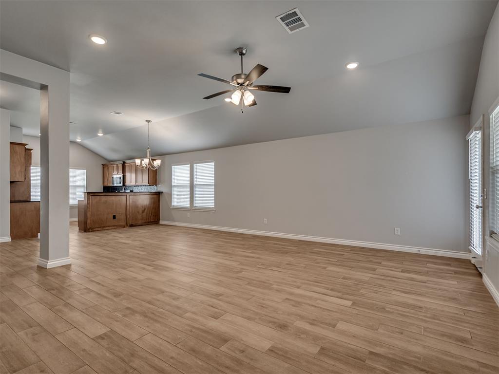 405 Vista Drive Property Photo 16