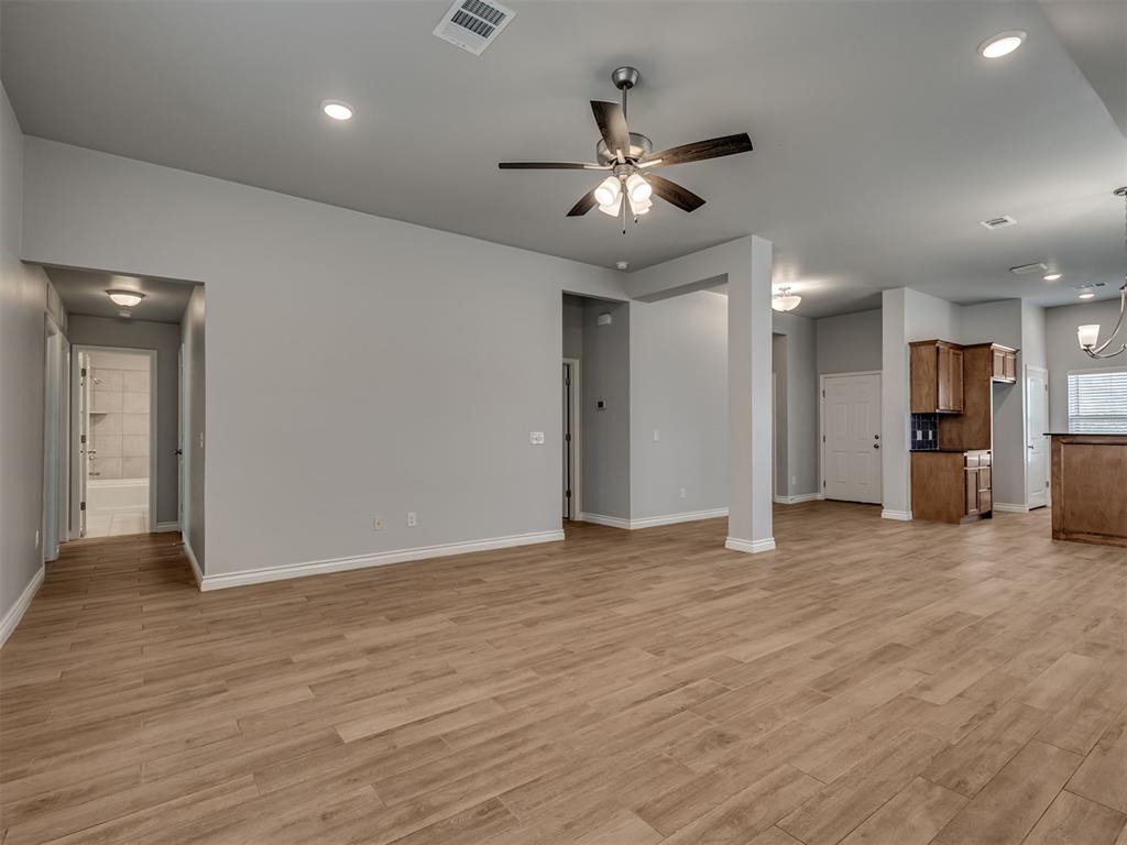 405 Vista Drive Property Photo 18