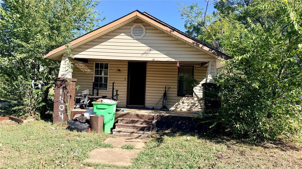 1404 Klabzuba Avenue Property Photo 1