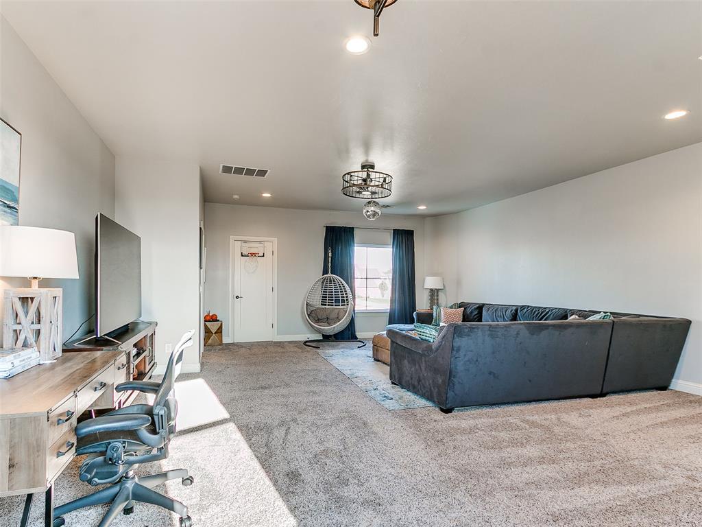 5200 Nw 158th Street Property Photo 40