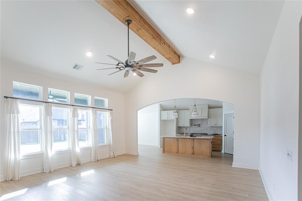 15800 Bison Drive Property Photo 4
