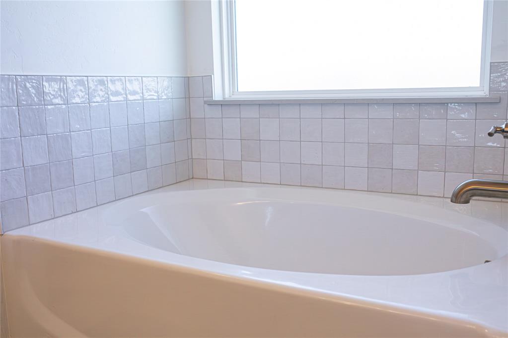 15800 Bison Drive Property Photo 15