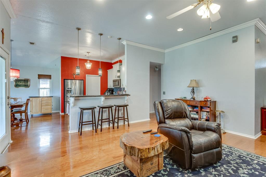 421 E Magnolia Terrace Property Photo 15