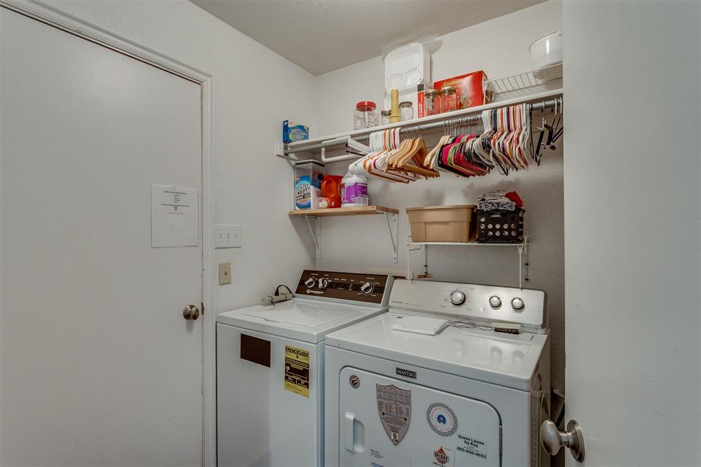 421 E Magnolia Terrace Property Photo 25