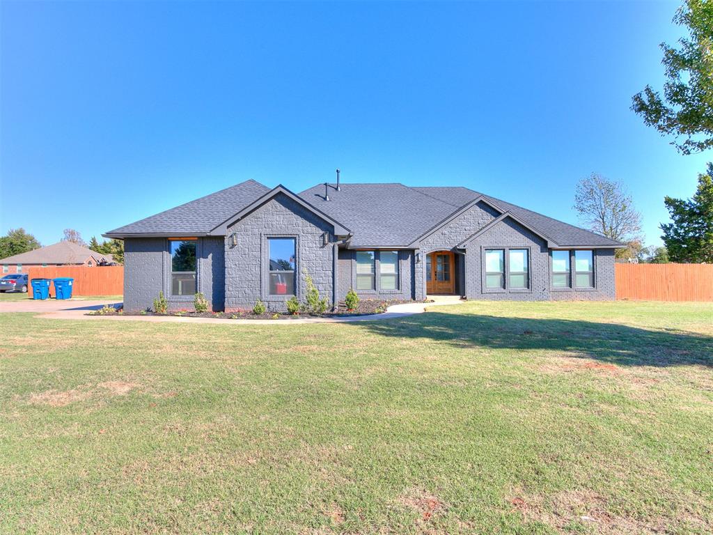 2407 County Road 1195 Property Photo 1