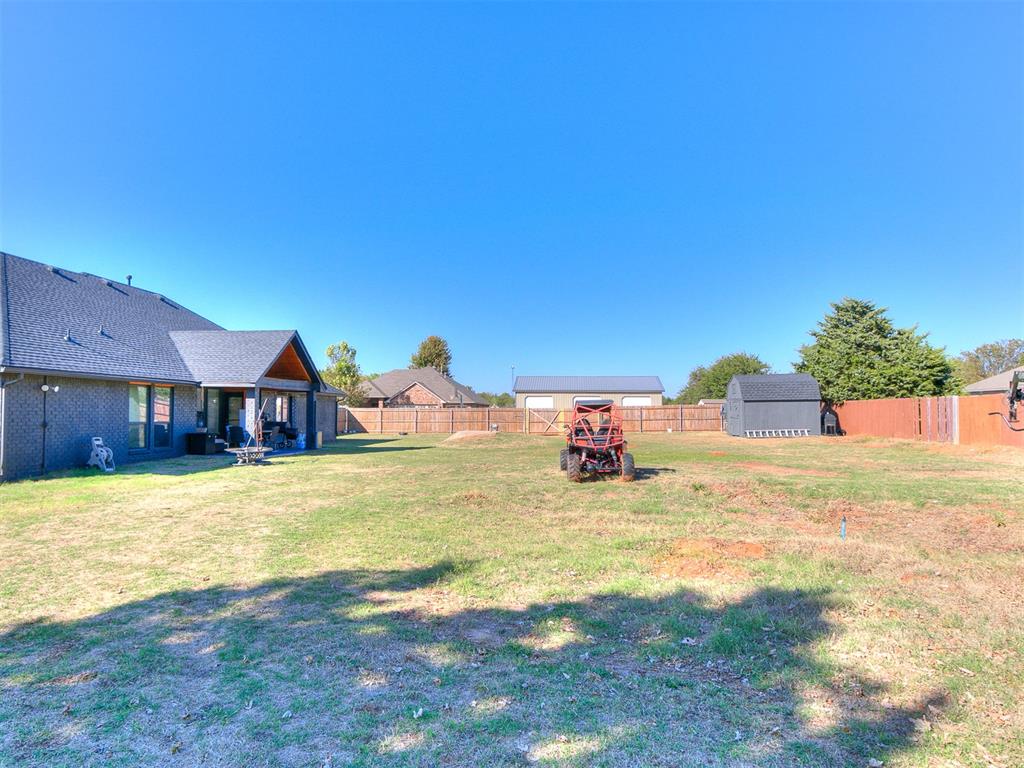 2407 County Road 1195 Property Photo 10