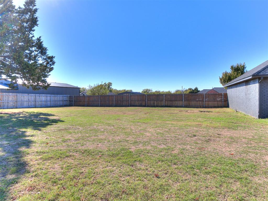 2407 County Road 1195 Property Photo 11