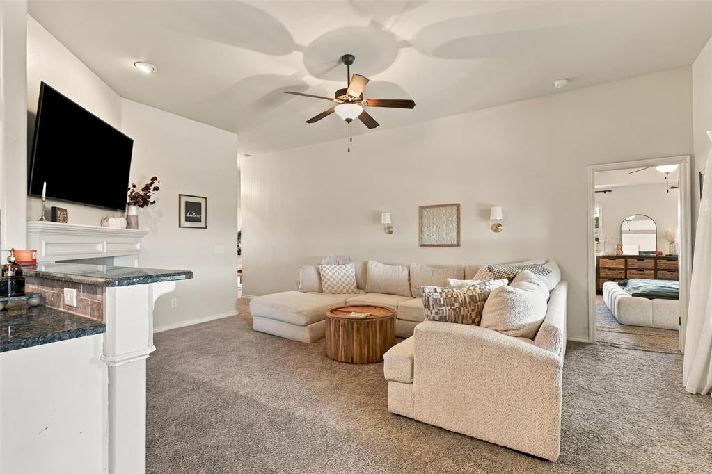 9208 Arman Drive Property Photo 7