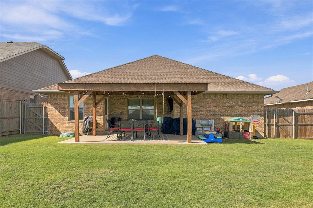 9208 Arman Drive Property Photo 28