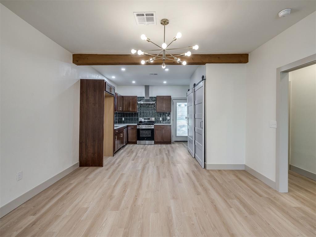 718 N Admire Avenue Property Photo 18