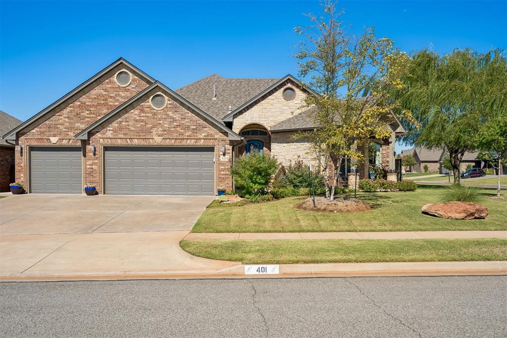 401 Turnberry Drive Property Photo 1