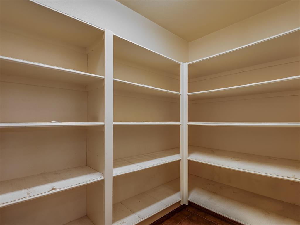 3550 N County Line Road Property Photo 18