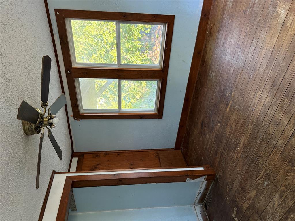 922 S Mekusukey Avenue Property Photo 9