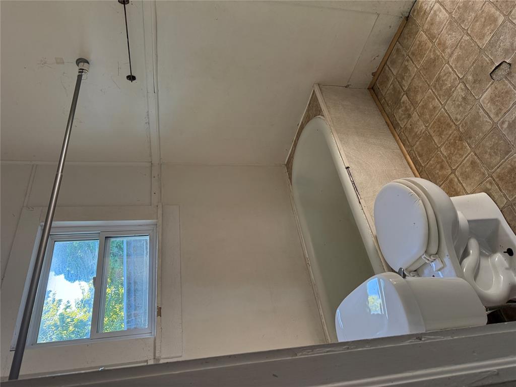 922 S Mekusukey Avenue Property Photo 11